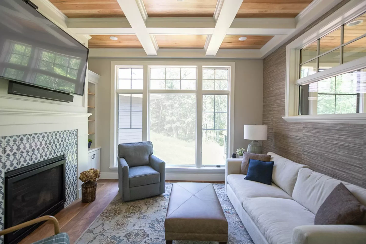 48 Cozy Small Sunroom Ideas That Will Transform Your Space 17 Sunroom With Coffered Ceiling