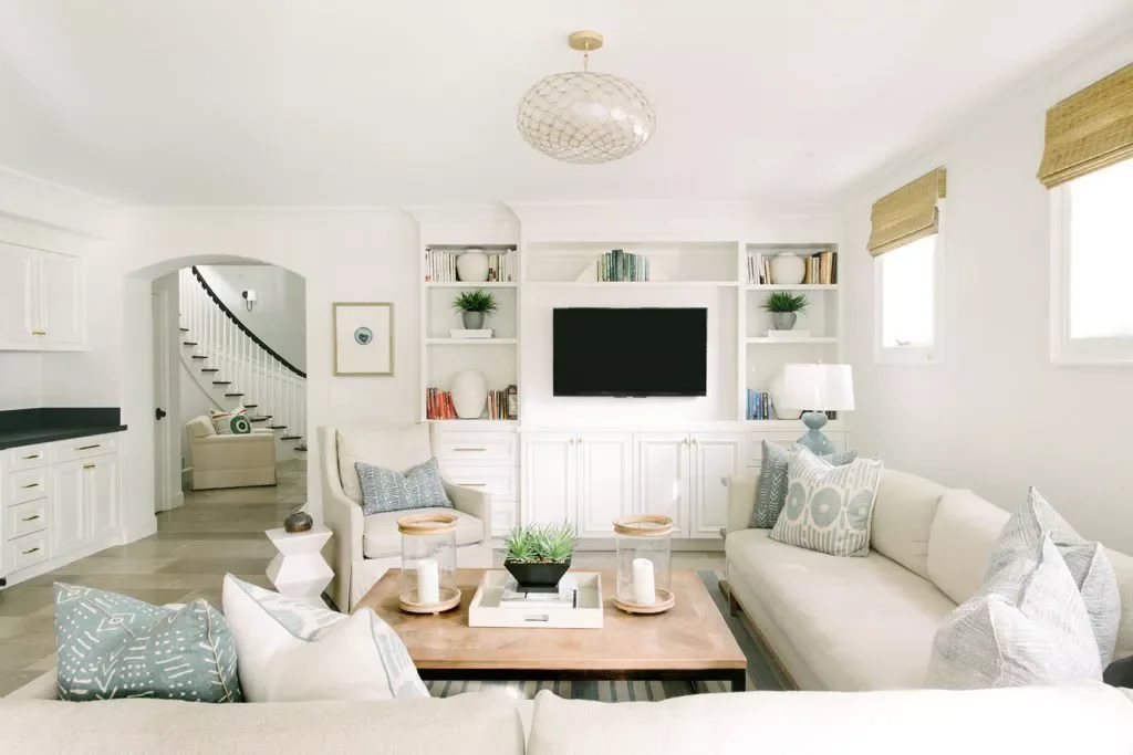 21 Brilliant Ways to Style Your Small Living Room TV Without Compromising Style 20 Surround It With Built-Ins