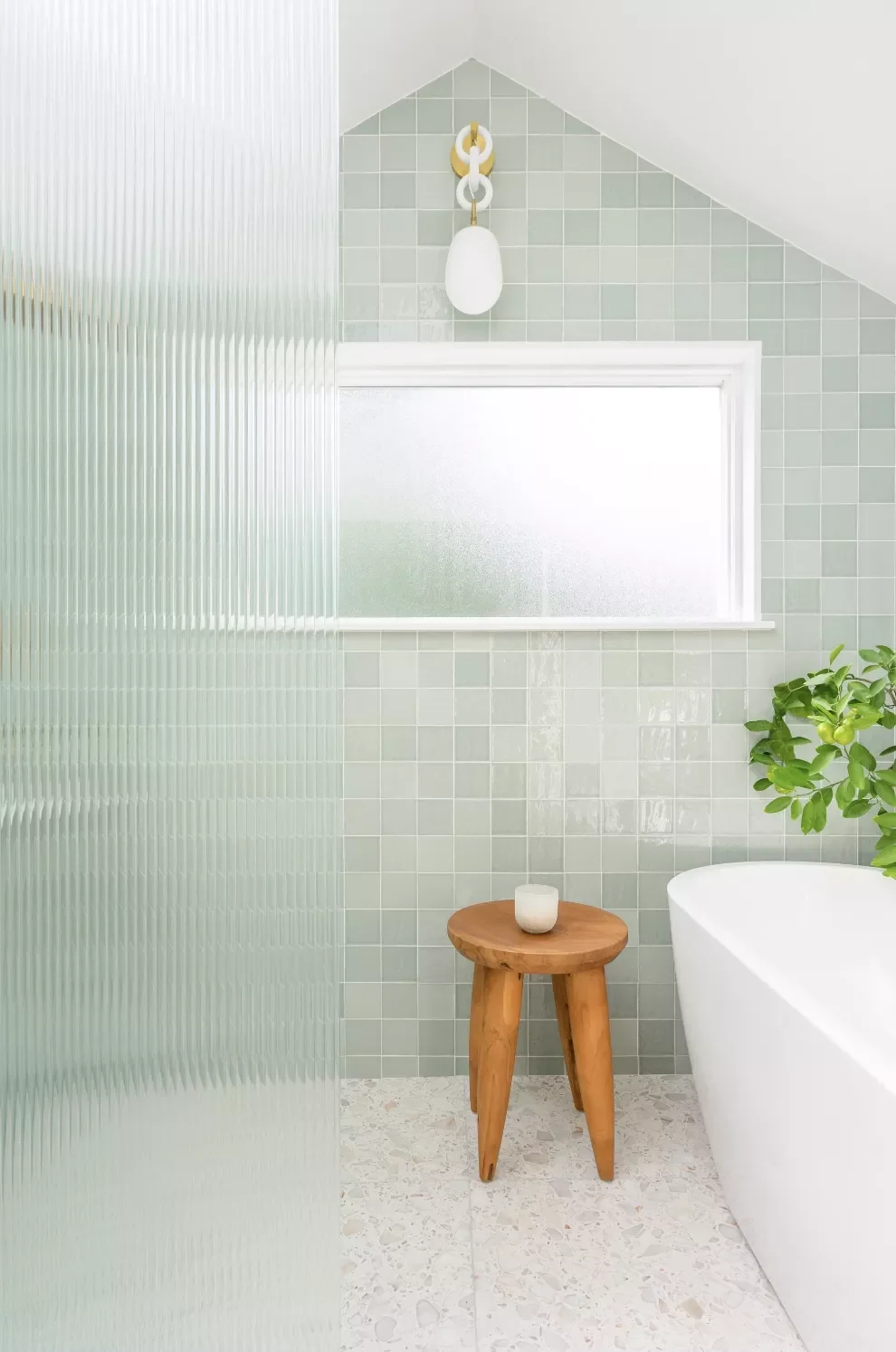 22 Stunning Bathtub Design Ideas That Will Transform Your Bathroom 5 Surround It With Spa-Like Green
