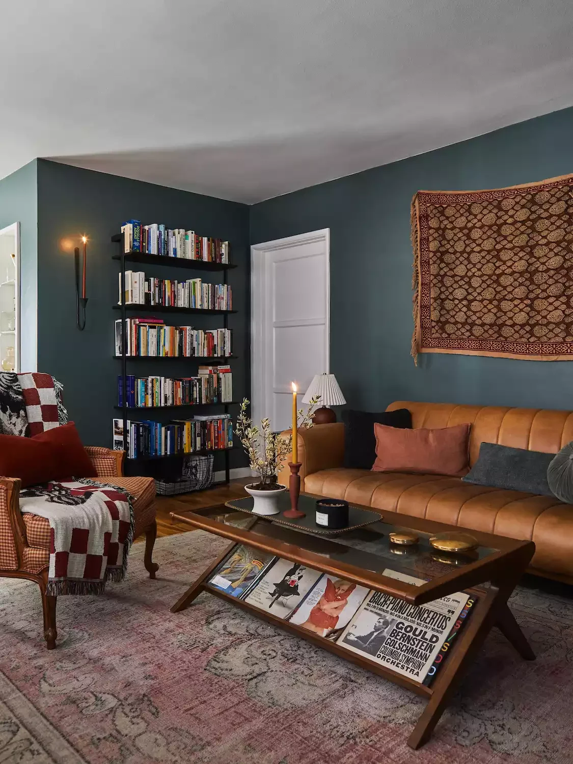 19 Affordable Ways to Transform Your Apartment Living Room 19 Swap Art for a Wall Hanging
