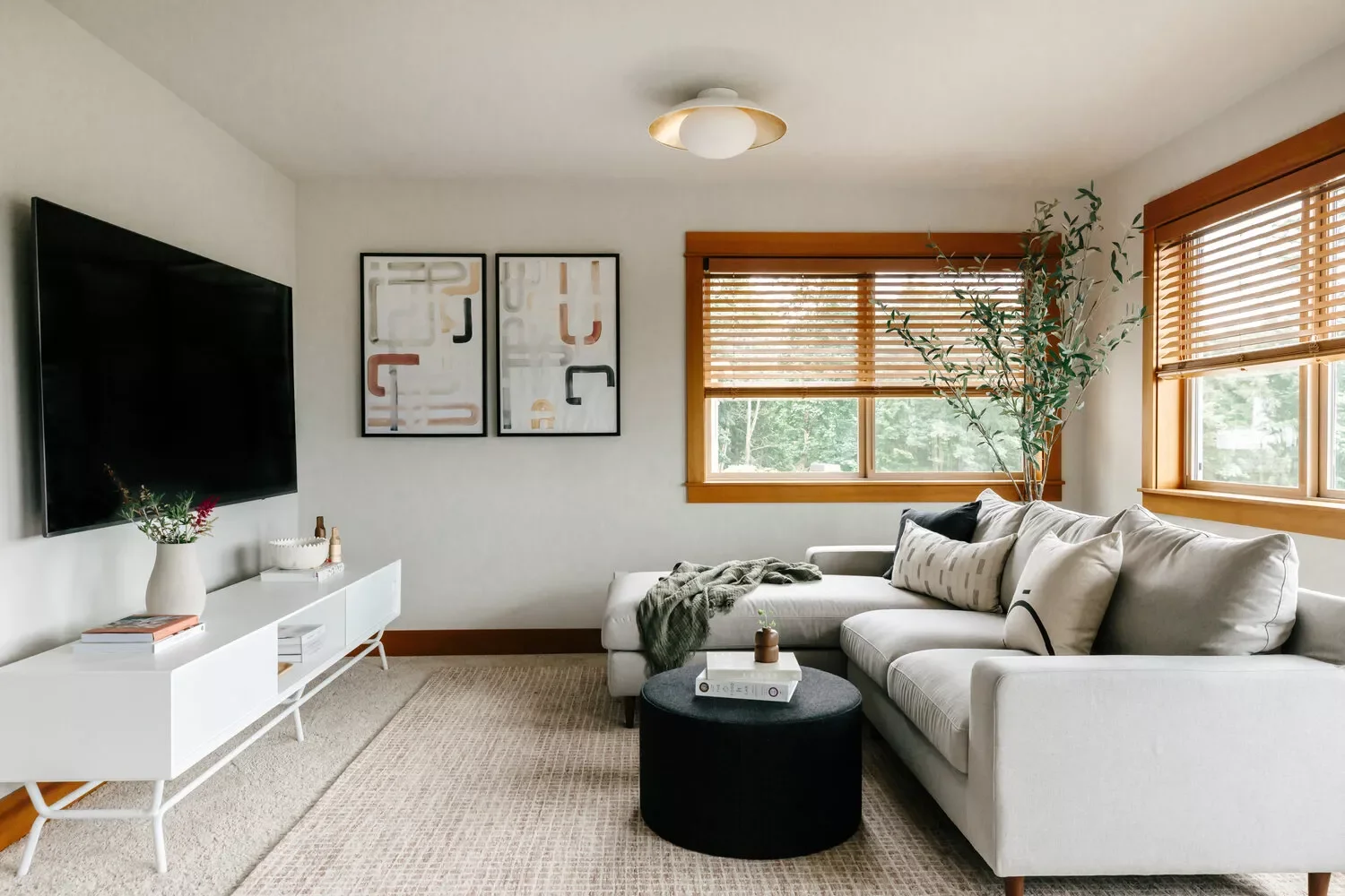 23 Cozy Den Ideas That'll Make You Never Want to Leave Sweet Sectional