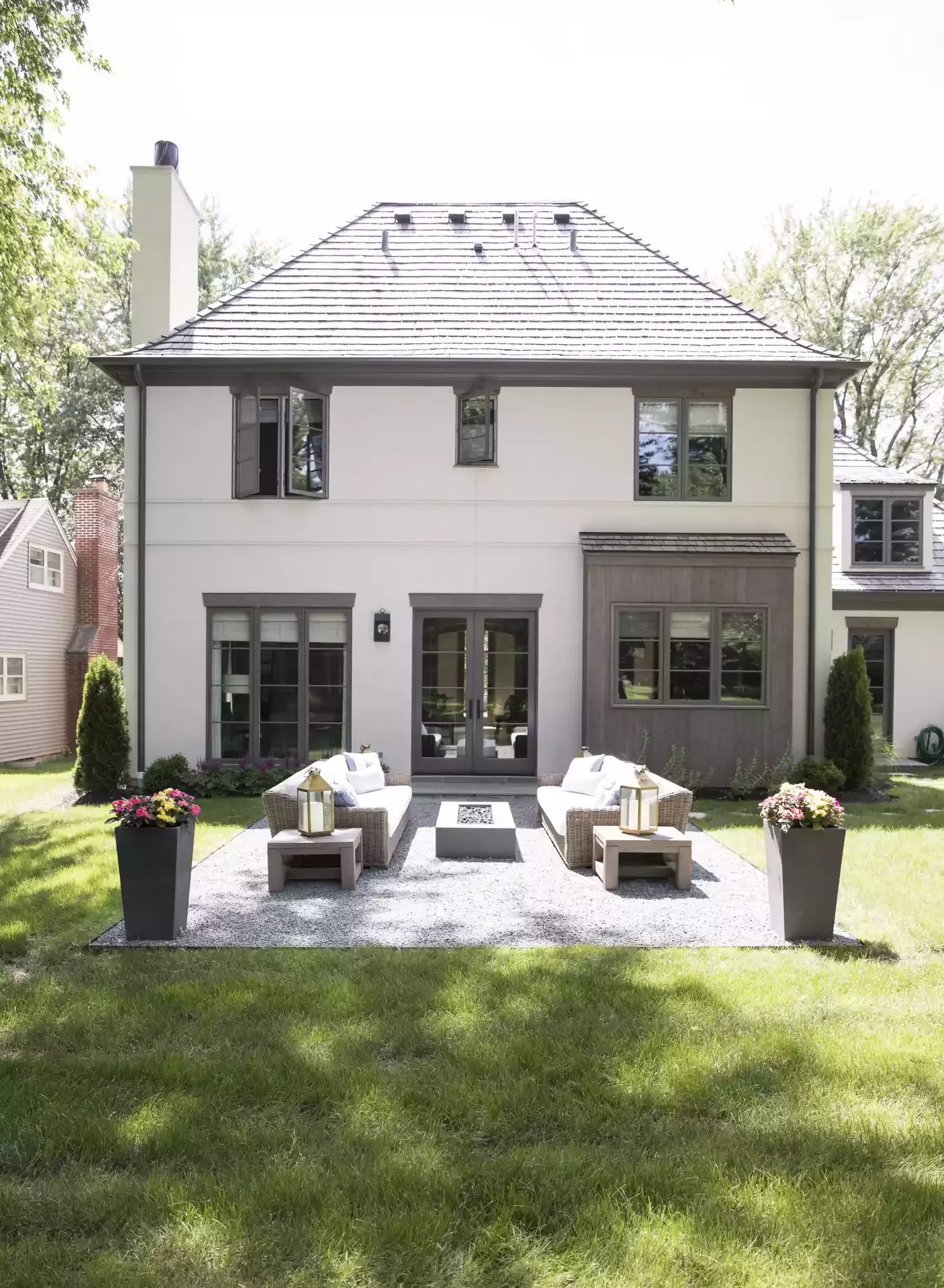27 Stunning Fire Pit Seating Ideas That Transform Your Outdoor Space 4 Symmetrical Seating
