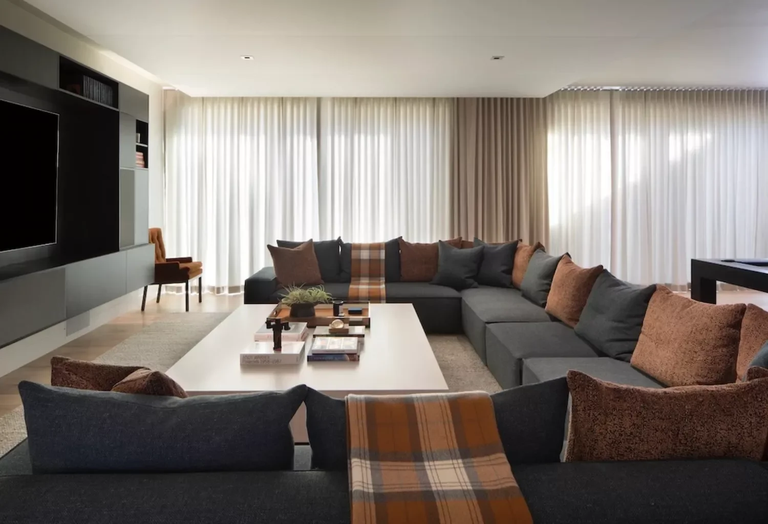35 Stylish TV Wall Ideas That Transform Your Living Space 20 TV Wall Console