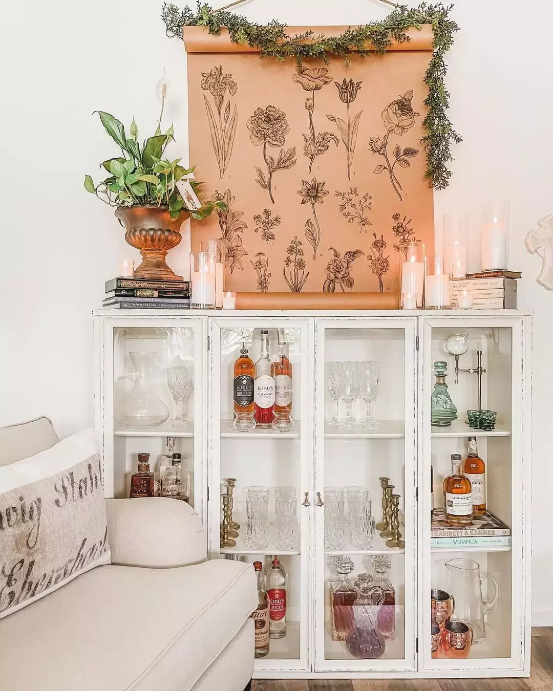 27 Fresh Modern Victorian Design Ideas That Feel Anything But Stuffy 26 Take Advantage of Candle Light