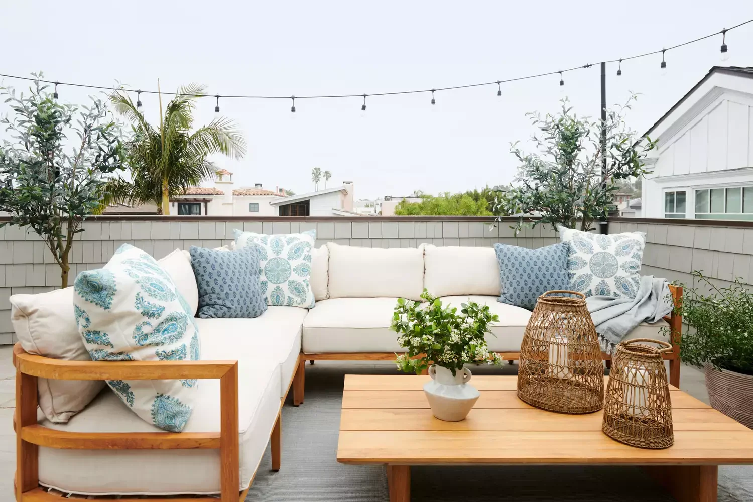 22 Stunning Sectional Sofa Ideas That Will Transform Your Living Space 23 Take It Outdoors