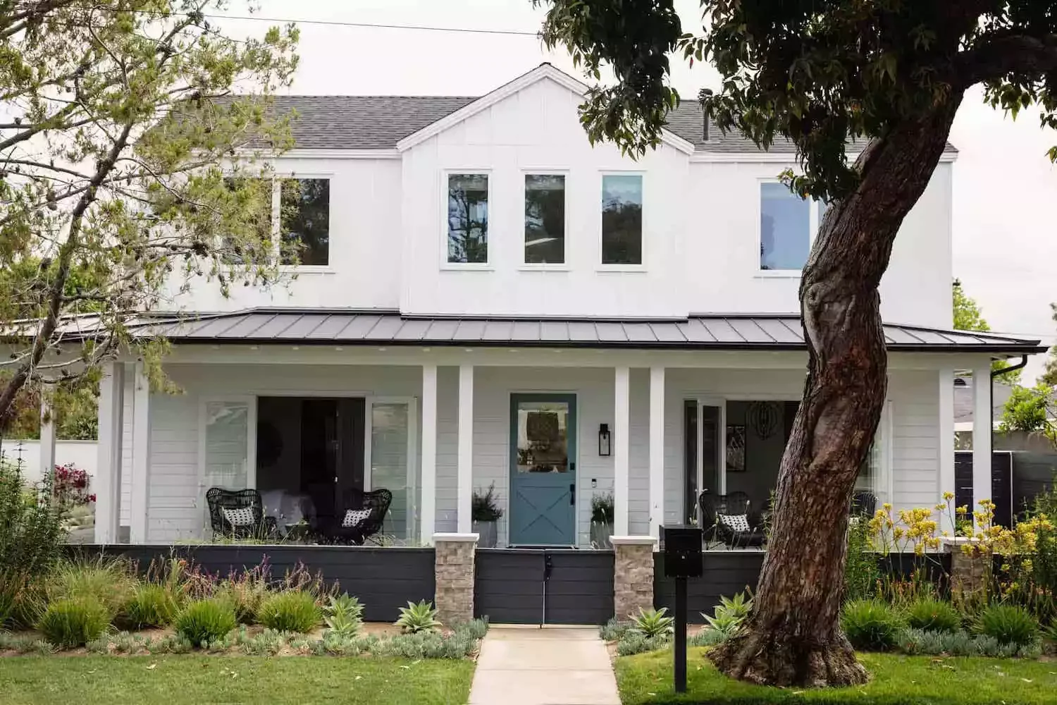 82 Stunning Front Yard Landscaping Ideas to Transform Your Home's Curb Appeal This Spring Tall and Mature Shade Trees