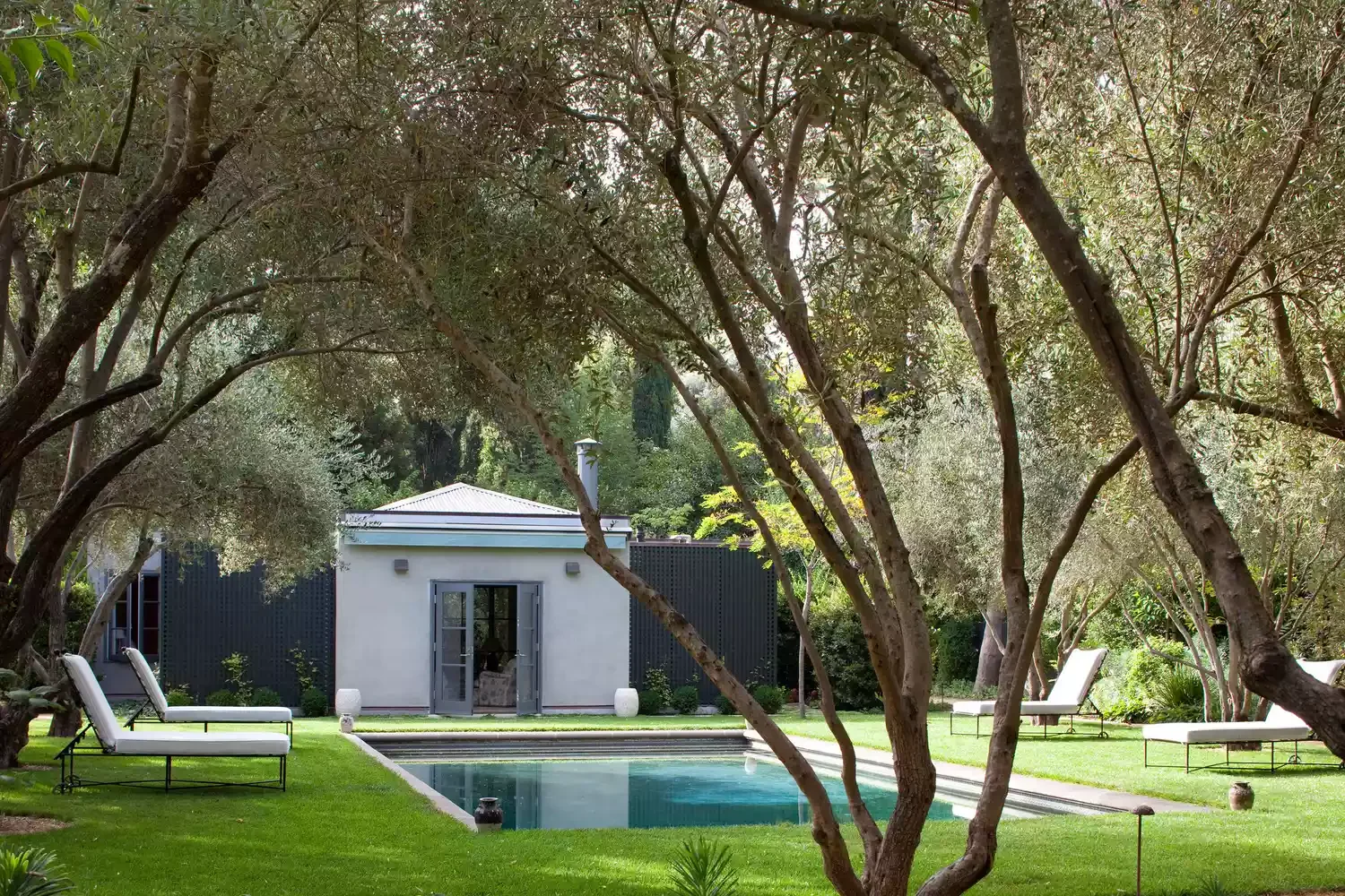 20 Stunning Pool Tile Ideas to Transform Your Swimming Area 13 Teal Pool Tile