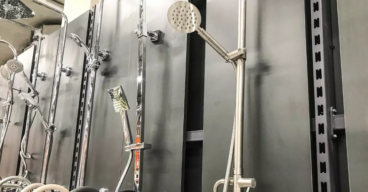 Temporary, Removable Showerhead Attachments