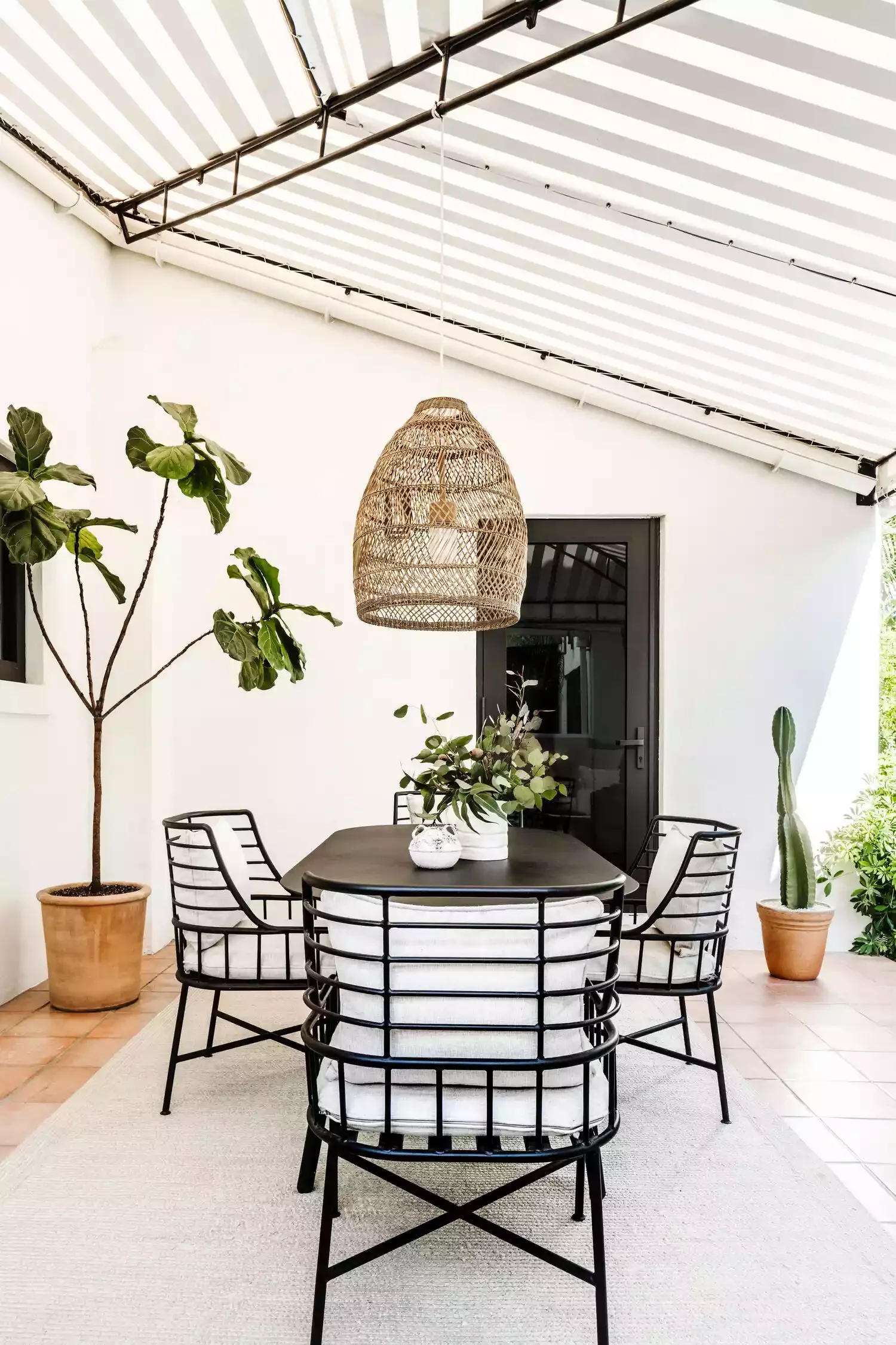 39 Stunning Paver Ideas That Transform Your Dream Patio Terracotta Paver Patio