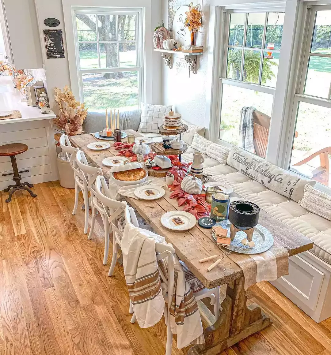 62 Stunning Thanksgiving Table Ideas That Will Wow Your Guests 49 Thanksgiving Dessert Table