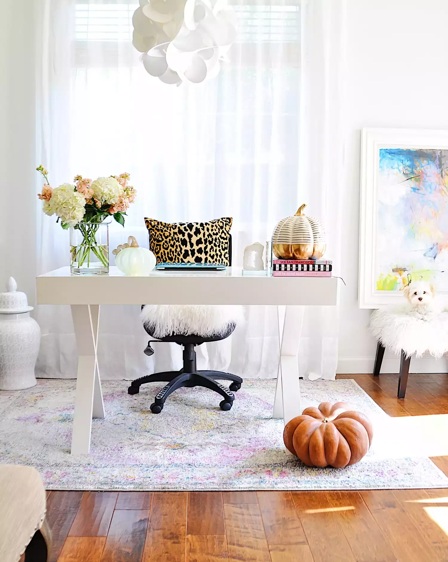 55 Stunning Thanksgiving Décor Ideas to Transform Your Home with Style 16 Thanksgiving Home Office