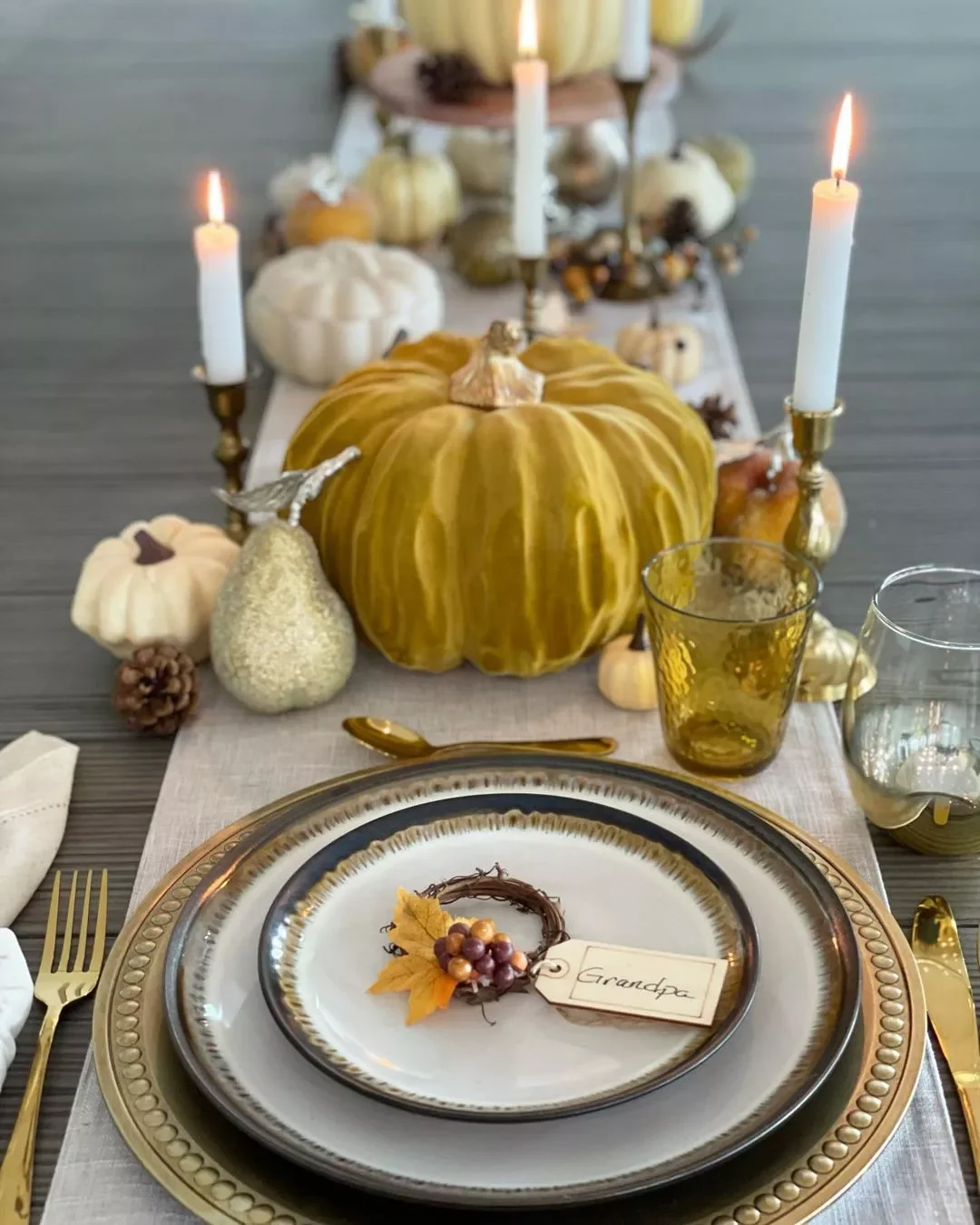 62 Stunning Thanksgiving Table Ideas That Will Wow Your Guests 12 Thanksgiving Place Cards