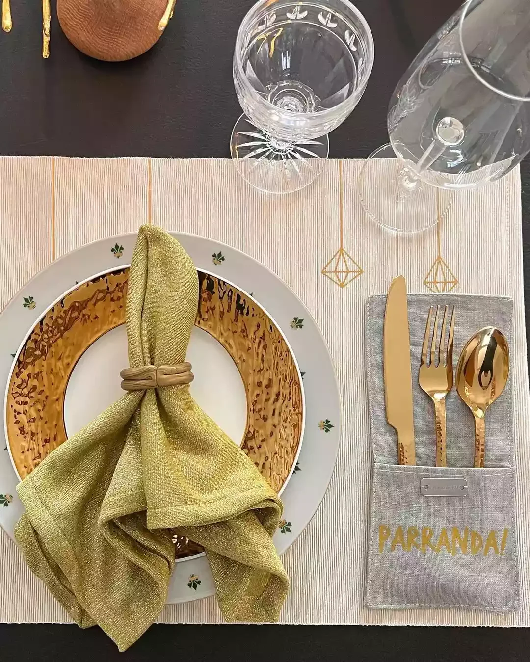 14 Stunning Christmas Napkin Folding Techniques to Transform Your Holiday Table 10 The Statement Ring