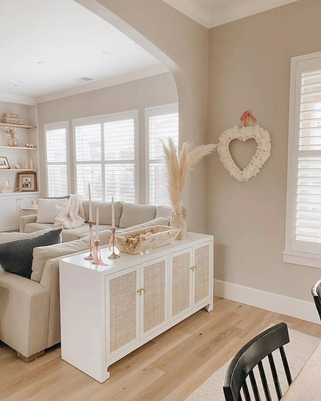 72 Budget-Friendly DIY Home Decor Ideas for Every Skill Level Themed Wreath