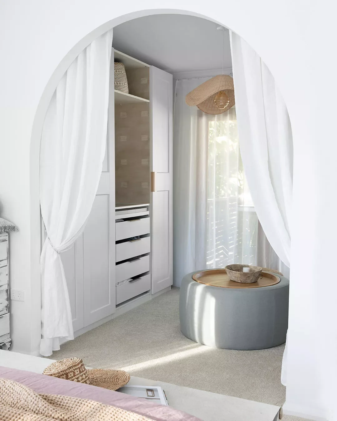 21 Gorgeous Closet Curtain Ideas That Instantly Hide Your Clutter Think Luxe