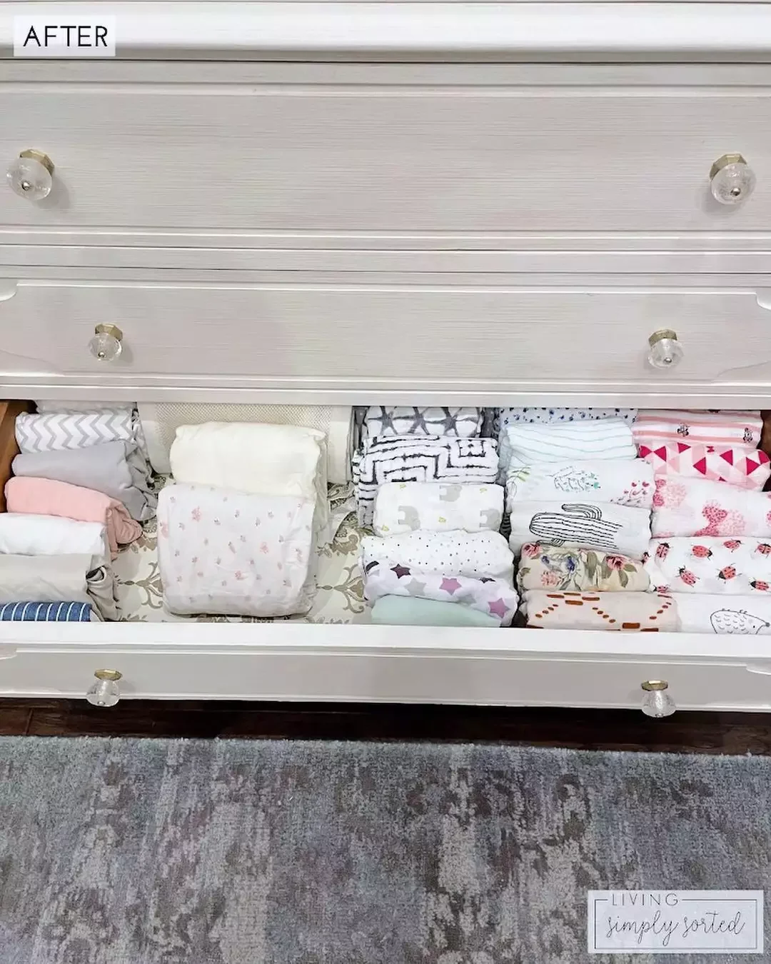 14 Creative Ways to Store Your Blankets: Stylish Organization Tidy Blanket Dresser