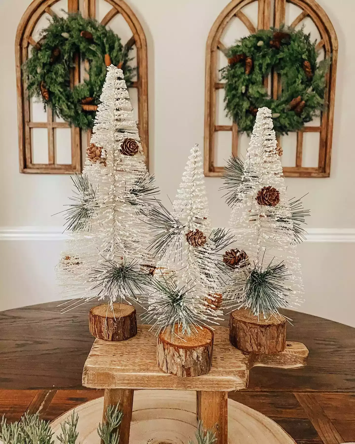 32 Stunning White Christmas Tree Ideas That Will Transform Your Holiday Decor 5 Tier Your Tabletop