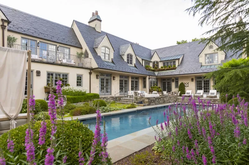 52 Beautiful Courtyard Ideas That Transform Your Outdoor Living Space Tiered Courtyard