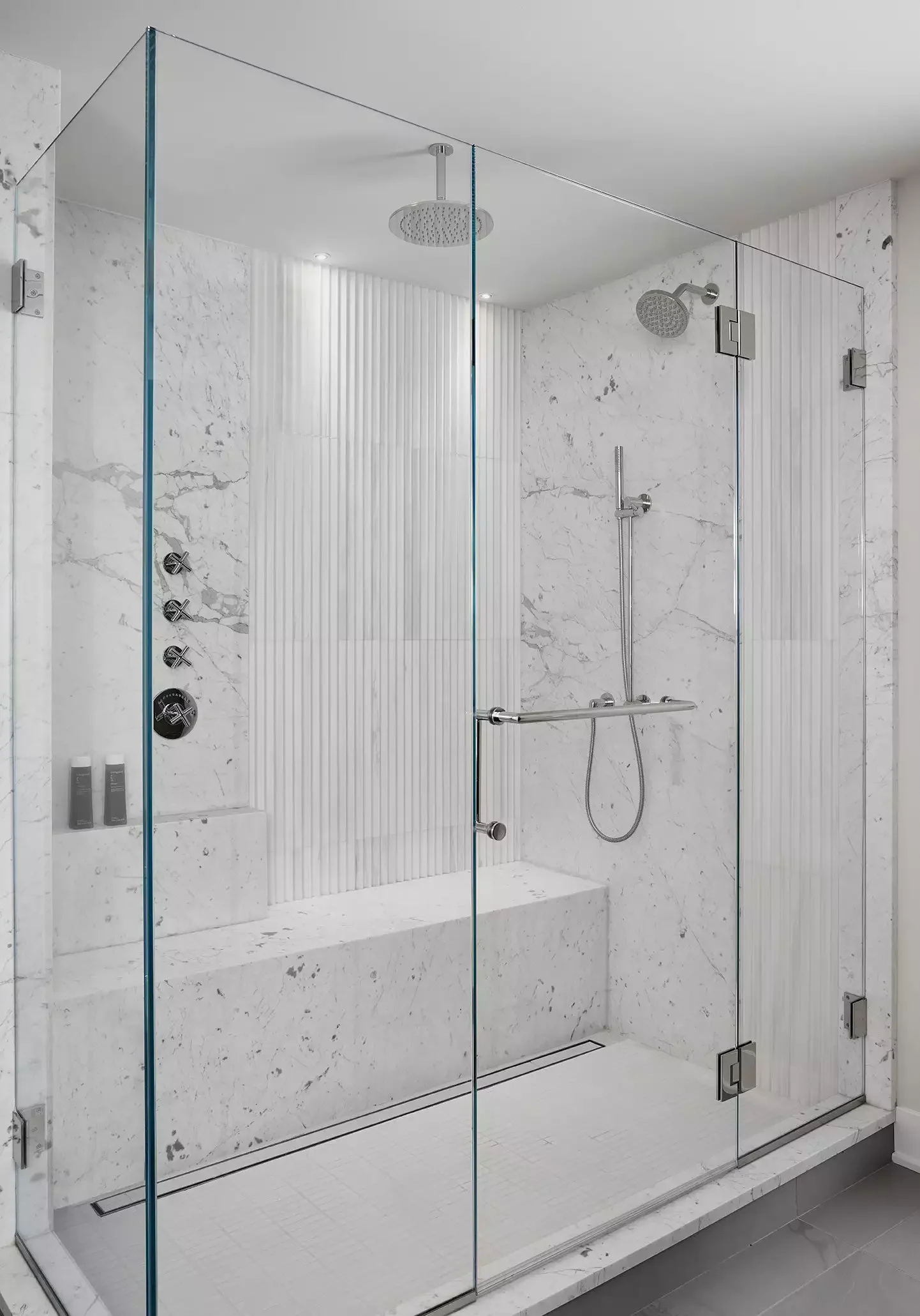 30 Stunning Walk-In Shower Tile Ideas to Transform Your Bathroom 12 Tile Accent