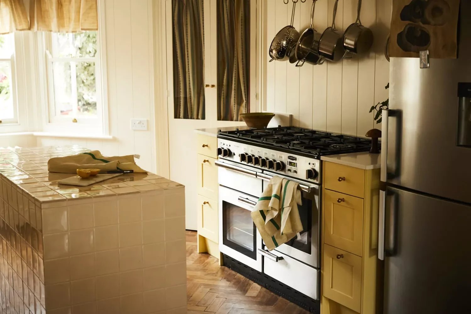42 Stunning Kitchen Countertop Ideas to Transform Your Space Tiled Kitchen Island