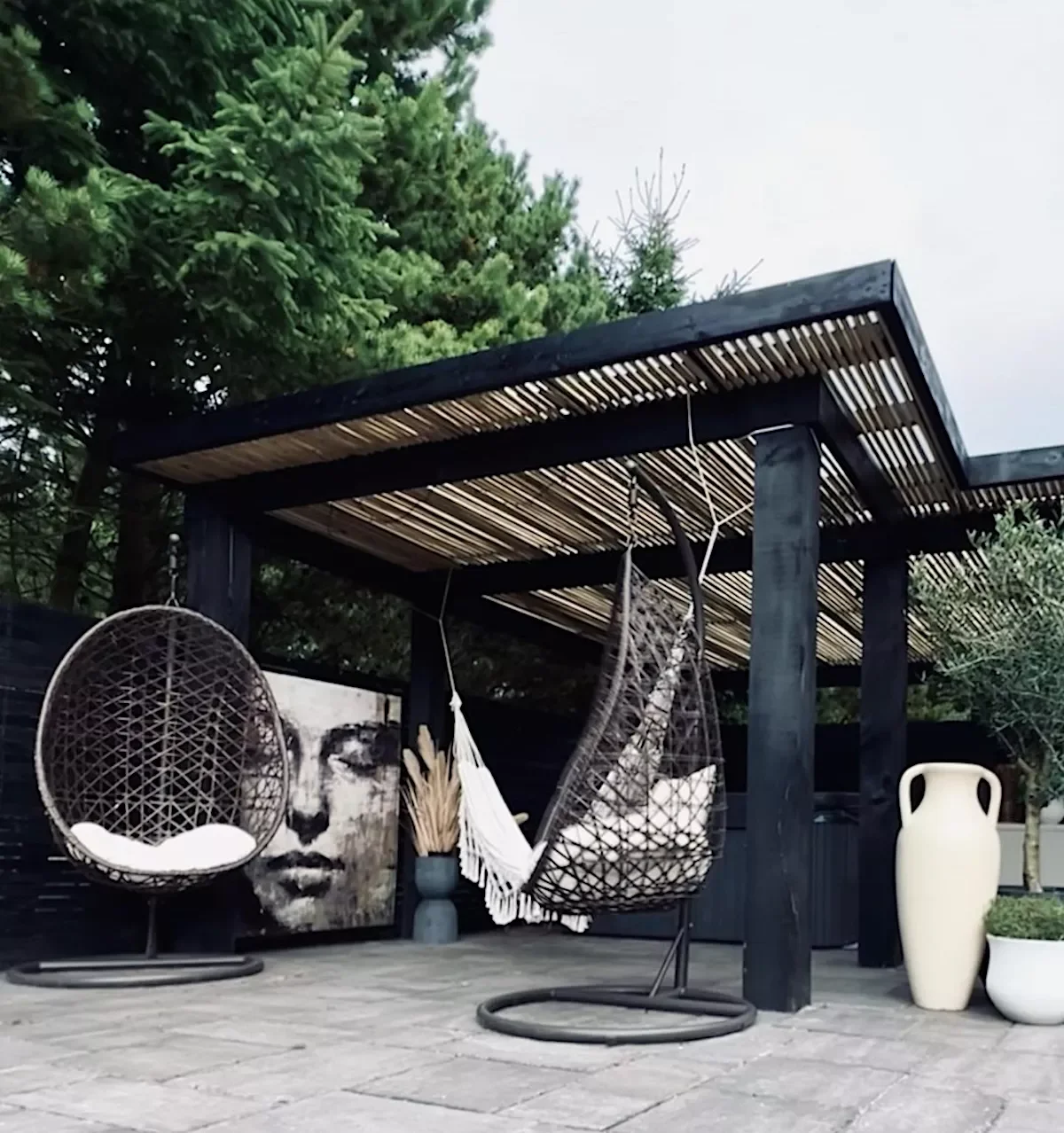 31 Stunning Pergola Ideas to Transform Your Backyard Into a Stylish Retreat 17 Timeless Black Pergola