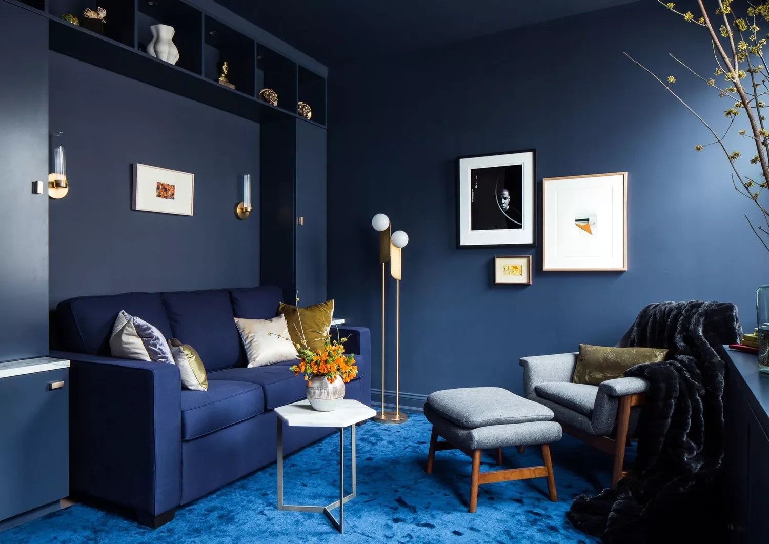 47 Stunning Blue Living Room Ideas That Work With Any Design Style 4 Tonal Blue Living Room