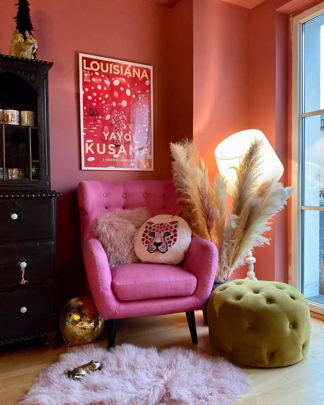 27 Beautiful Pink Room Designs That Will Transform Your Home 17 Tonal Pink Room
