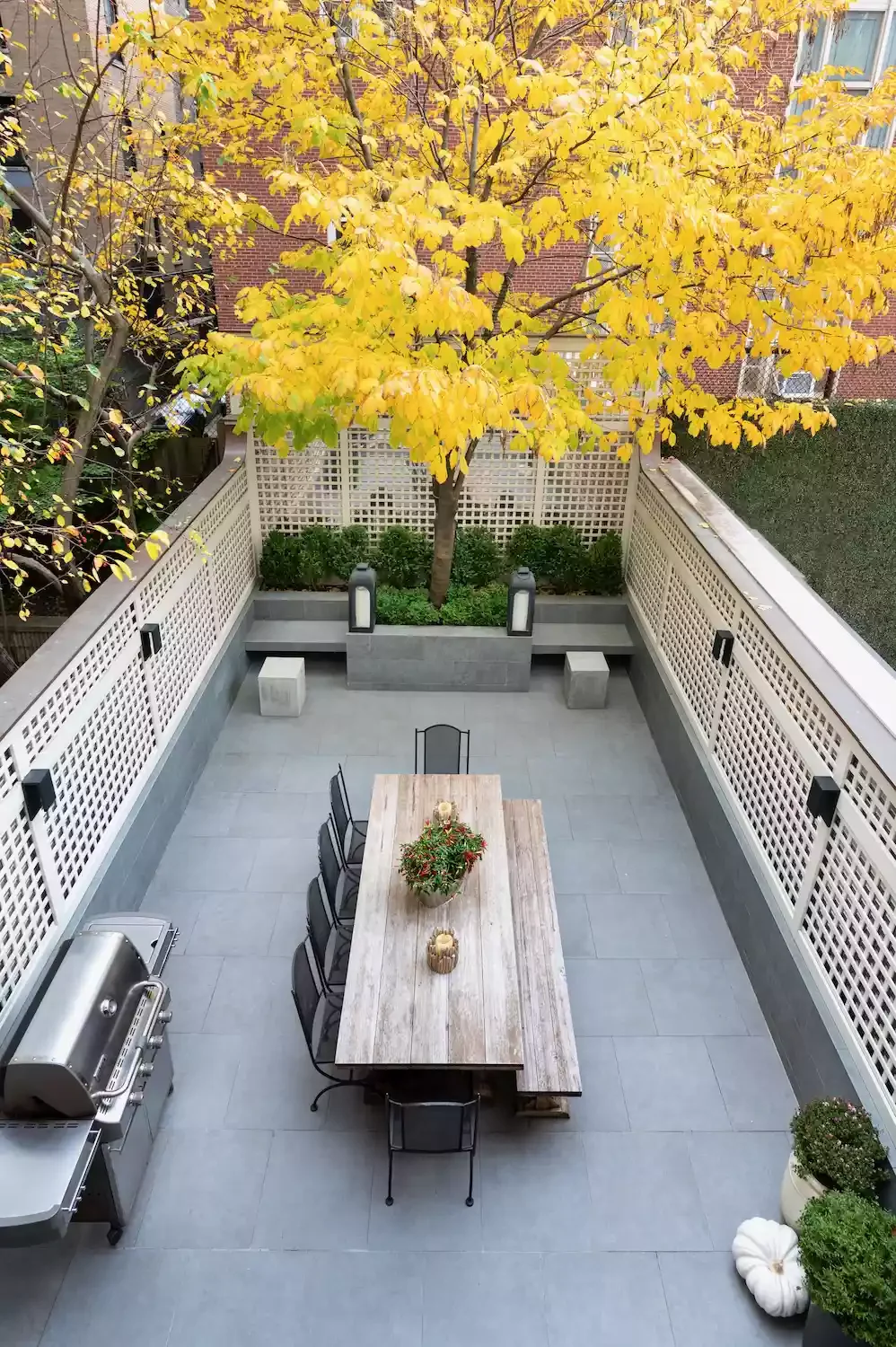 57 Stunning Backyard Transformation Ideas to Create Your Perfect Outdoor Retreat Townhouse Patio