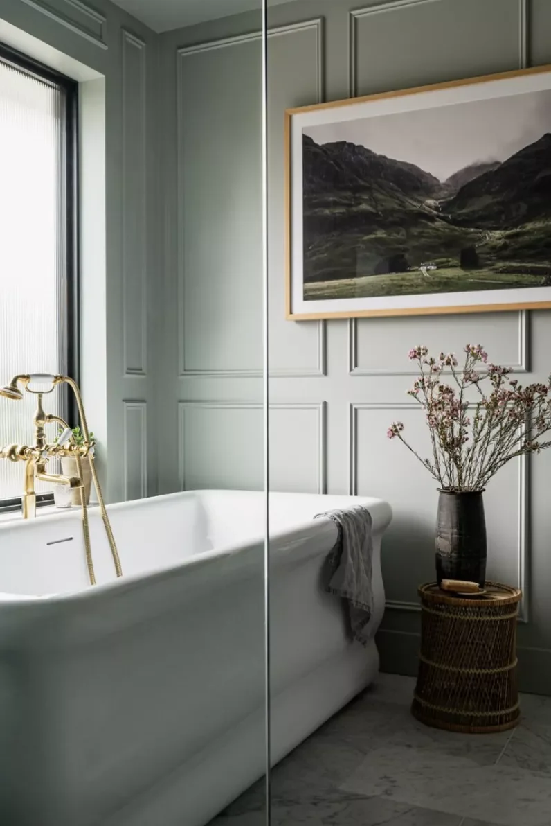 32 Stunning Green Accent Wall Ideas That'll Transform Your Space 11 Tranquil Bathroom Accent Wall