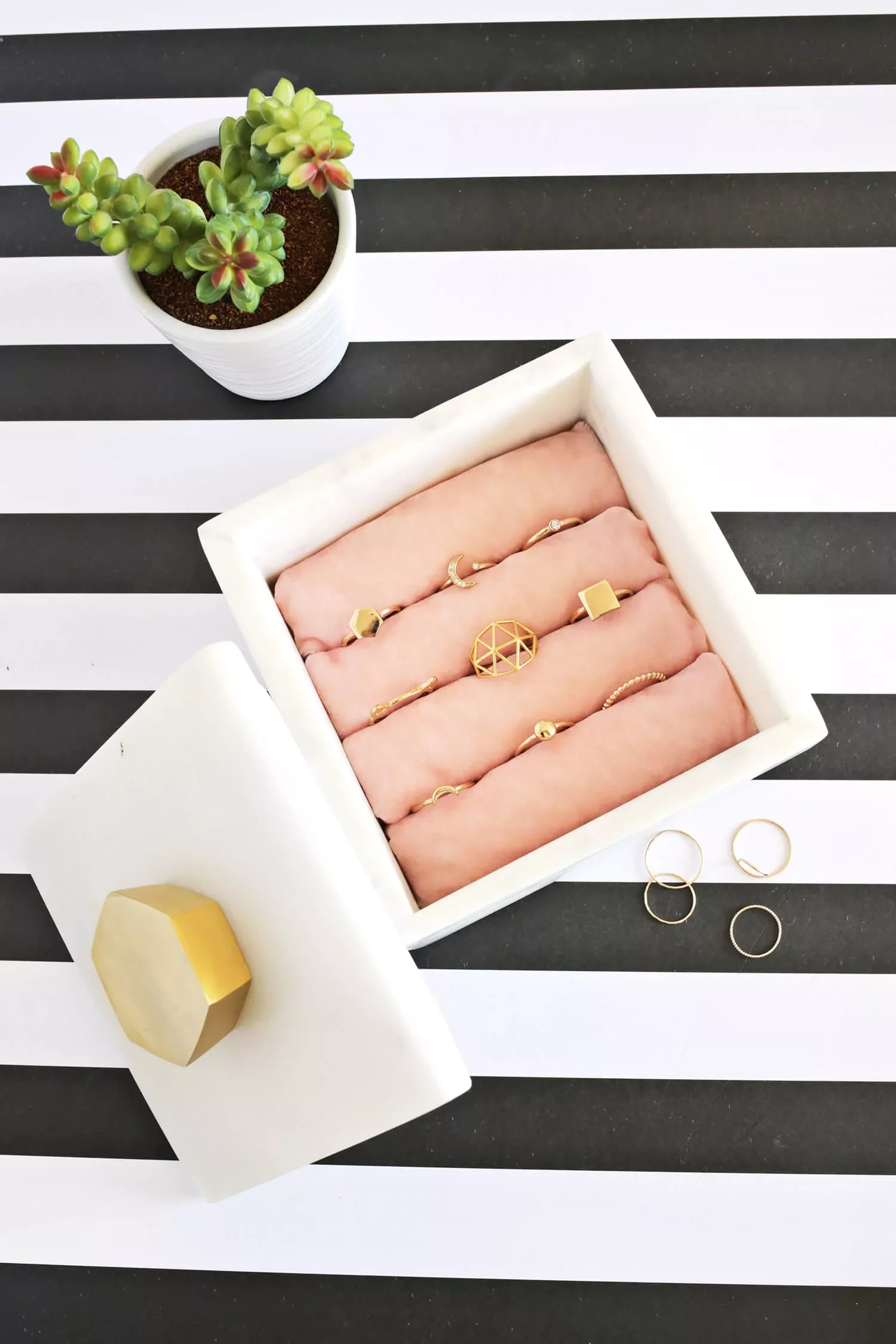 20 Creative Jewelry Organization Ideas That Beautify Your Space Transform a Decorative Box