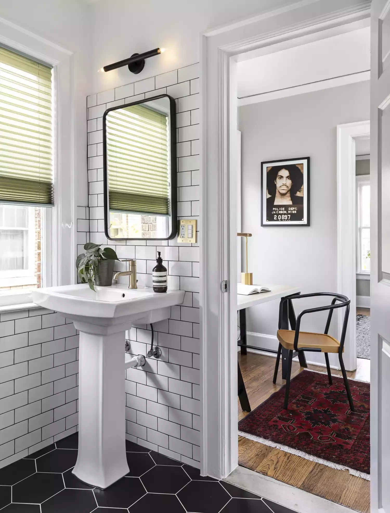 67 Stylish Modern Home Office Ideas That Make Working From Home a Joy Transform an Alcove