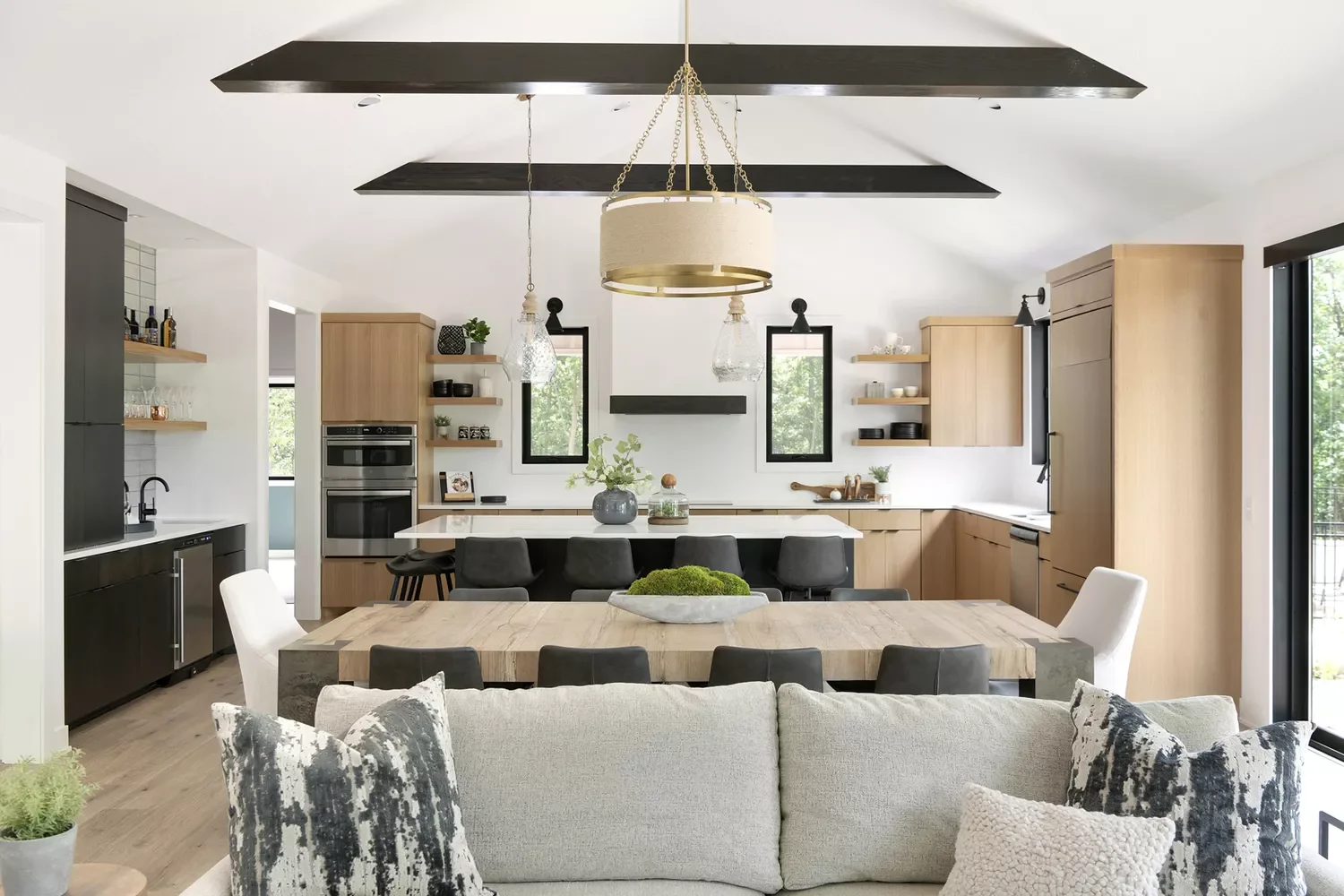 28 Stunning Open Kitchen Living Room Design Ideas You'll Absolutely Adore 27 Transition With a Dining Table