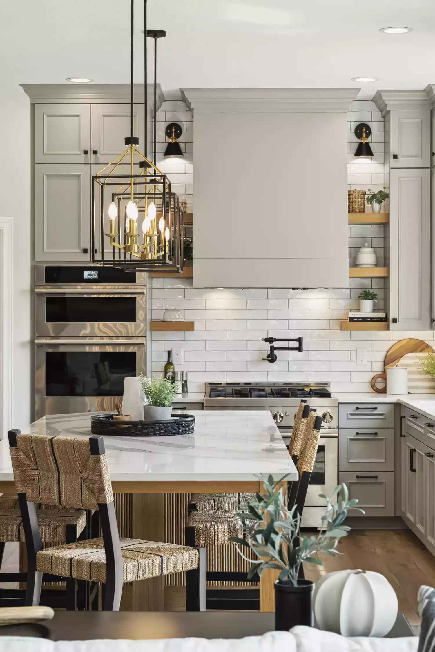 32 Modern Farmhouse Kitchen Ideas That'll Transform Your Cooking Space Tray in Modern Farmhouse Kitchen