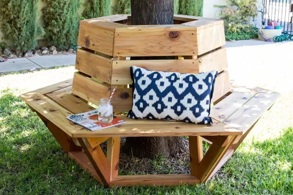 9 Creative Garden Seating Solutions That Transform Your Outdoor Space Into a Relaxing Retreat Tree Bench