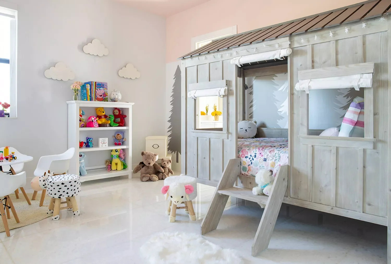 27 Stunning Girls' Bedroom Ideas She'll Absolutely Adore 24 Treehouse Bed