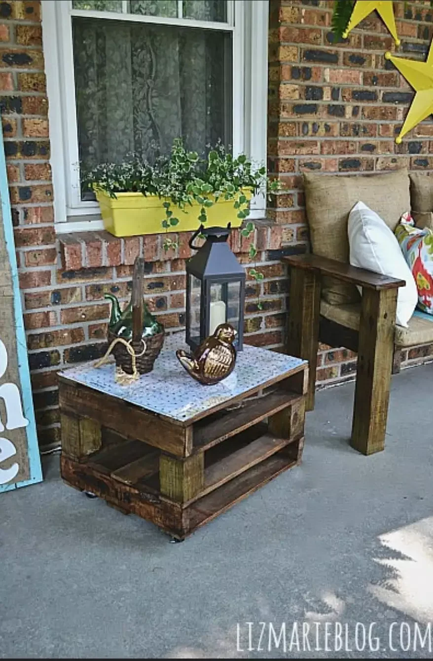 60 Creative Wood Pallet Furniture Projects That Won't Break Your Budget Triple Pallet Coffee Table