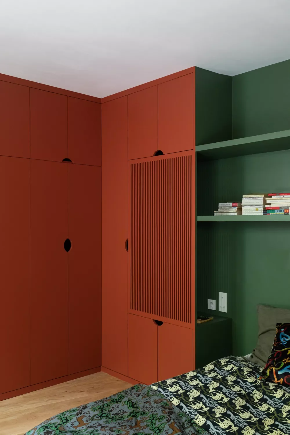 15 Retro Bedroom Ideas That Scream Pure 80s Nostalgia Try Color Blocking