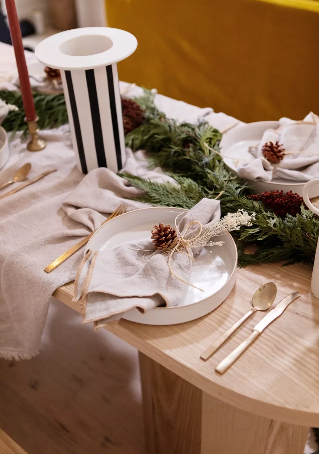 115 Stunning Christmas Decorating Ideas to Transform Your Home This Holiday Season Try Foraged Table Decor
