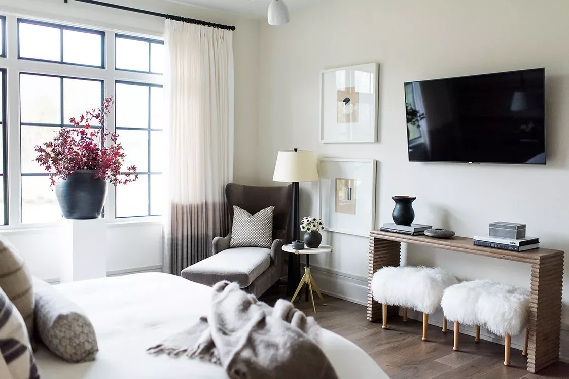 20 Beautiful Bedroom Curtain Ideas That Will Transform Your Space 5 Try Ombré
