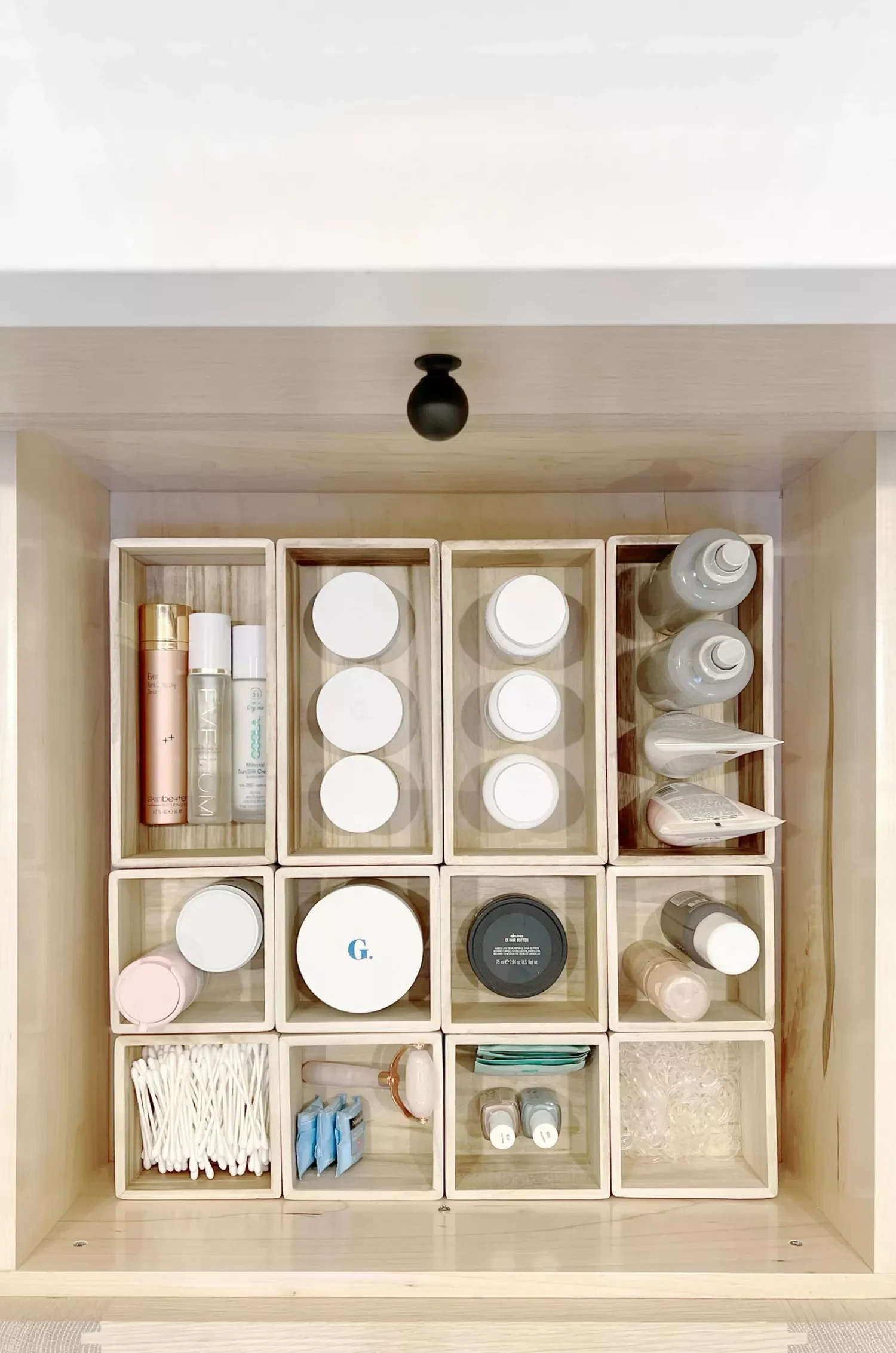Transform Your Hair Product Storage: 15 Brilliant Organization Ideas for Effortless Morning Routines Try Small Square Bins
