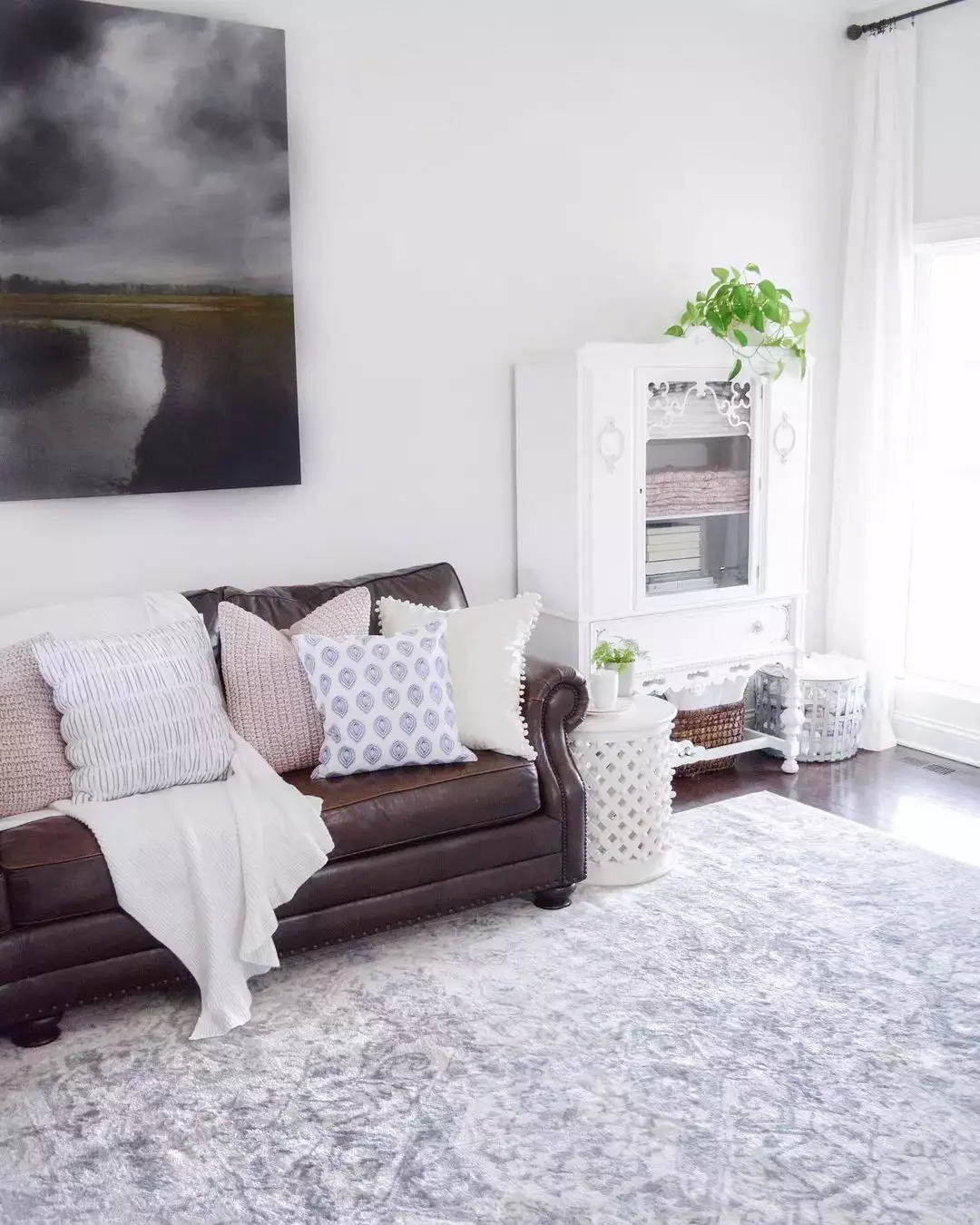 30 Stunning Dark Brown Sofa Living Room Ideas You'll Love 12 Try Soft Hues