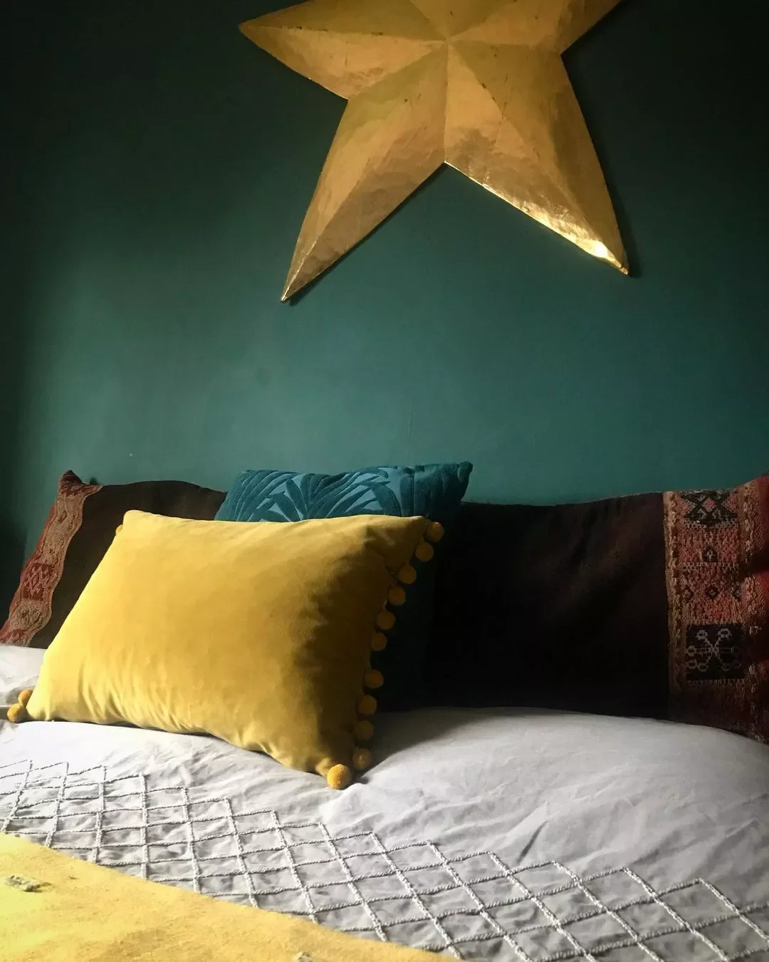 32 Stunning Teal Bedroom Designs That Will Transform Your Space 2 Try Teal and Yellow