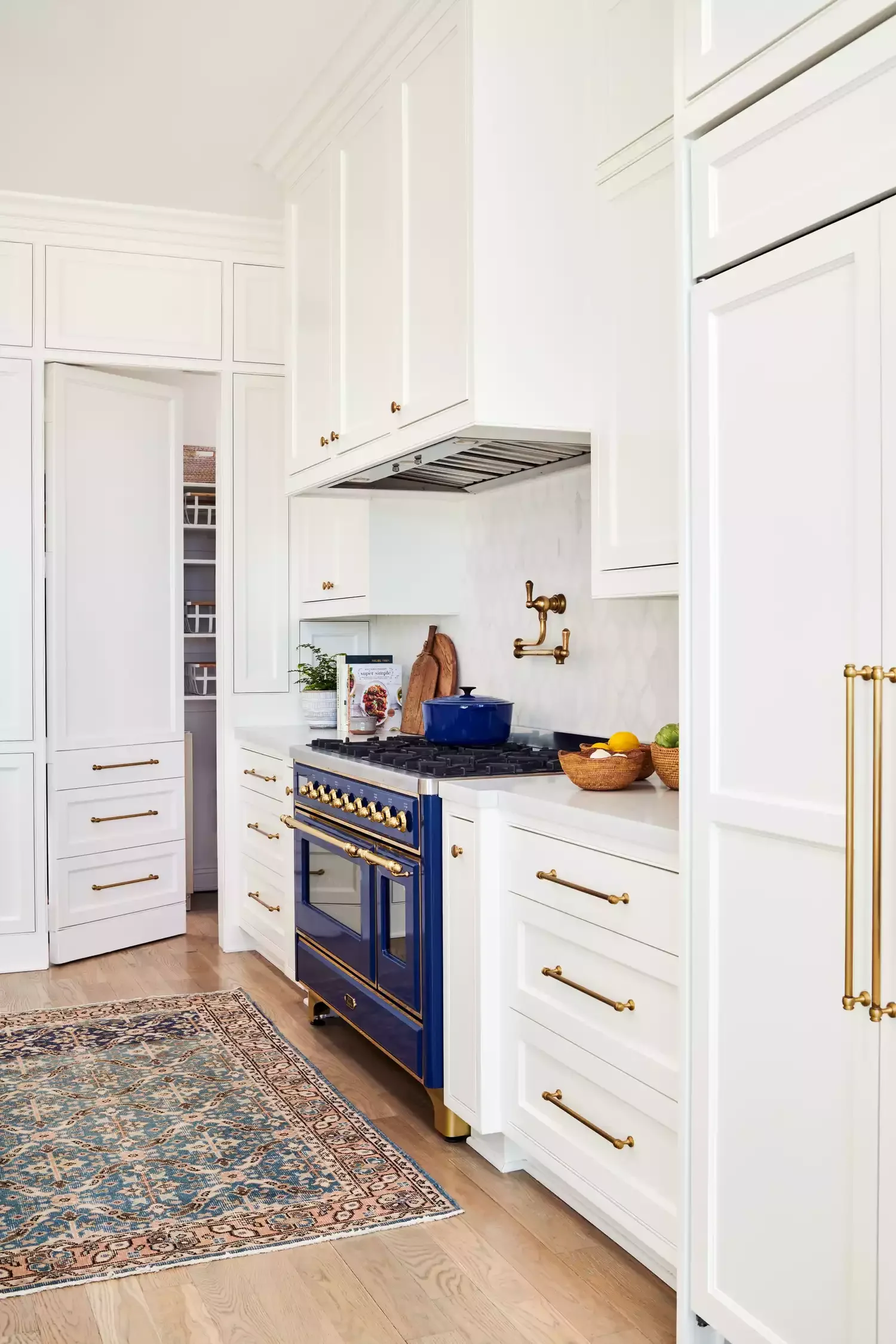 20 Smart Pantry Organization Ideas That Will Transform Your Kitchen Storage Try This Exterior Door Hack