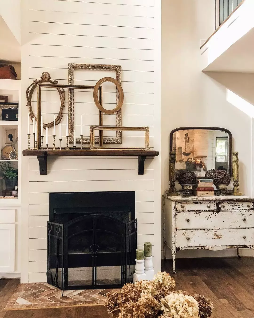 33 Cozy Farmhouse Fireplace Styling Ideas That Transform Your Living Space 22 Try This Picture Frame DIY