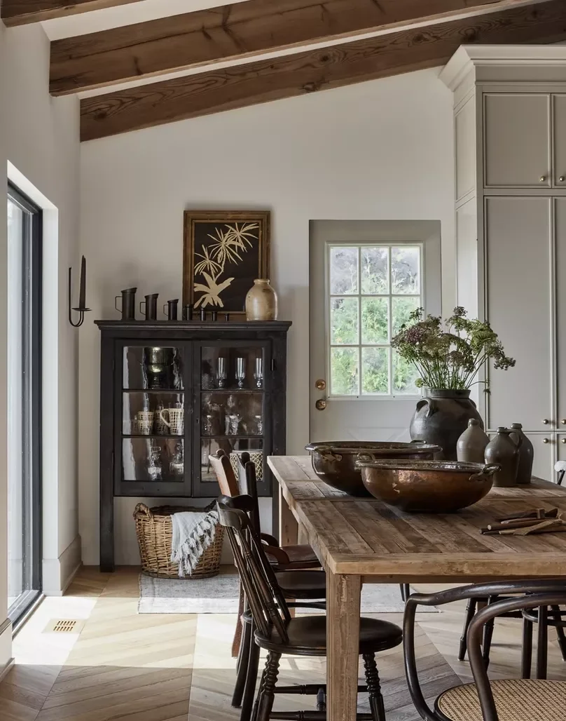 20 Brilliant Ways to Decorate Your Home with Candles 5 Try This Twist on the Classic Sconce