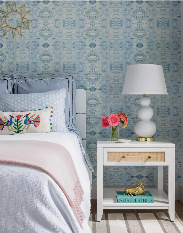 52 Creative and Stylish Teen Bedroom Design Ideas 36 Try Tonal Blues