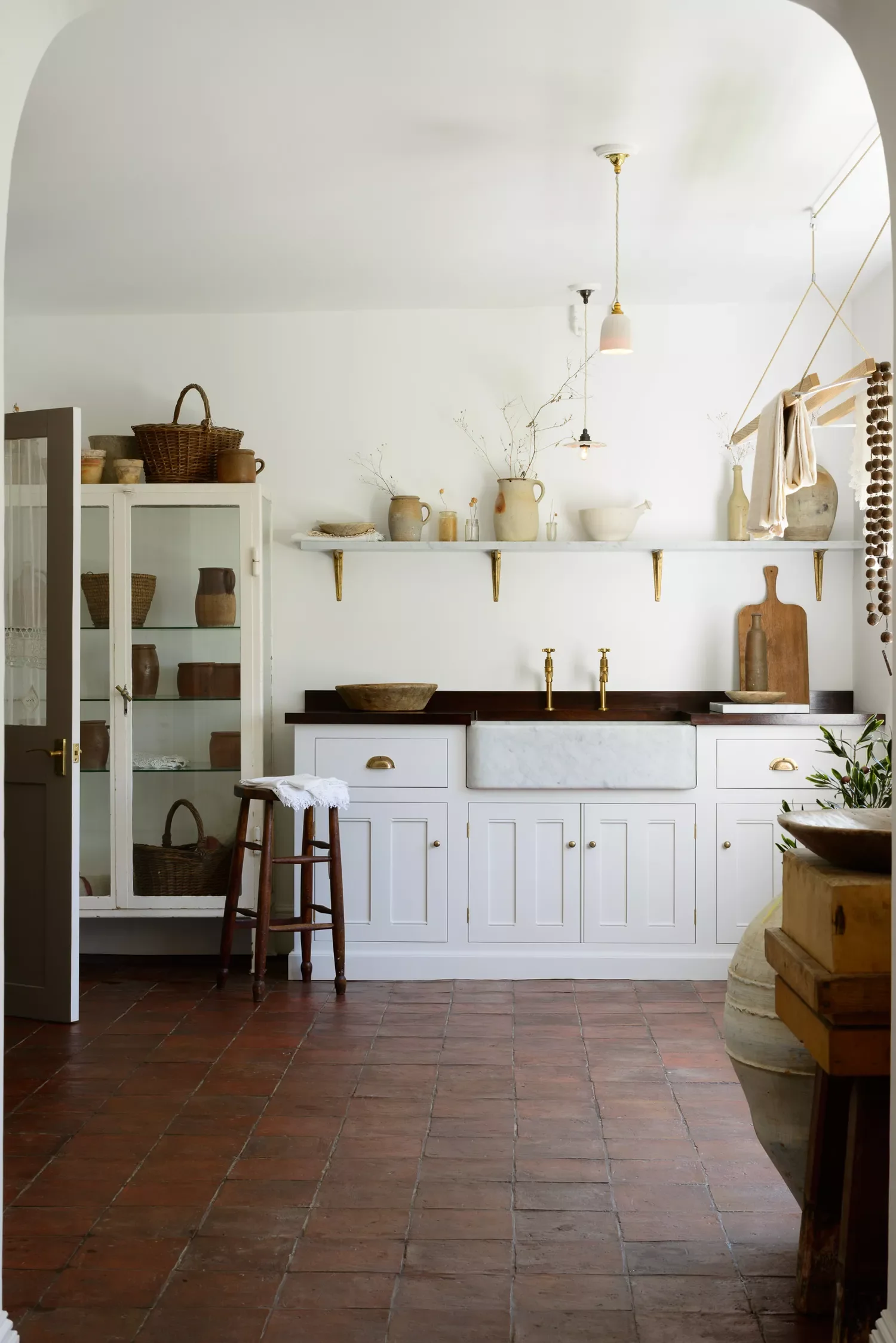 40 Stunning Kitchen Floor Tile Ideas That Will Transform Your Space 27 Try Traditional Terracotta