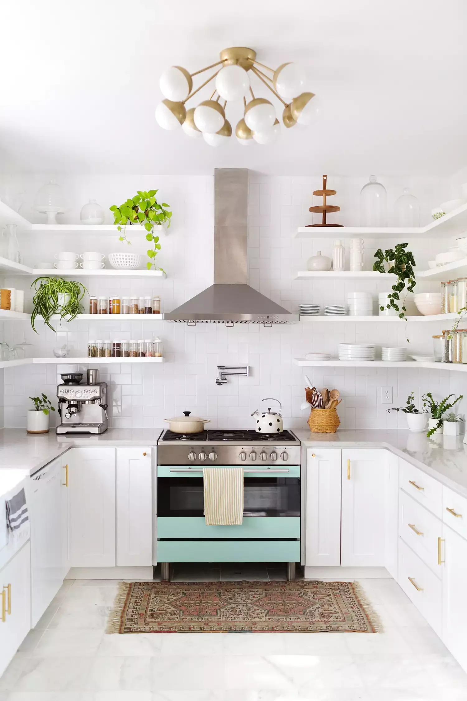 30 Brilliant Ways to Design Your Perfect U-Shaped Kitchen 26 Try Wraparound Shelving