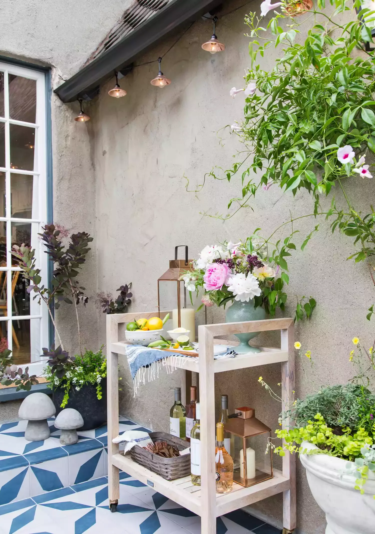 60 Garden Decor Ideas That Transform Your Outdoor Space Try a Bar Cart
