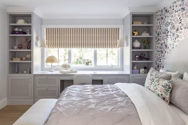 22 Beautiful Ways to Bring Botanical Prints Into Your Home Design 15 Try a Botanical Accent Wall